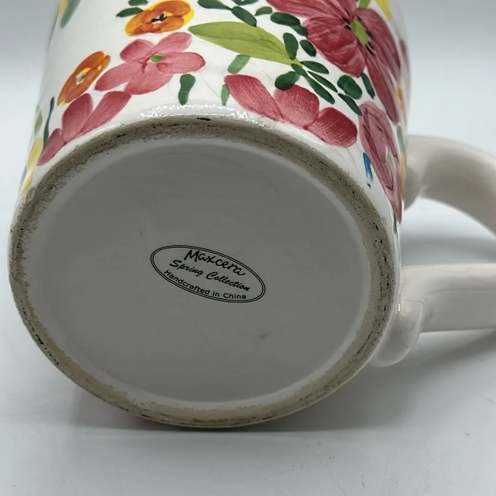 Floral motif mug flower pot